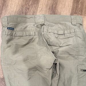 Columbia Olive Green Outdoor Pants